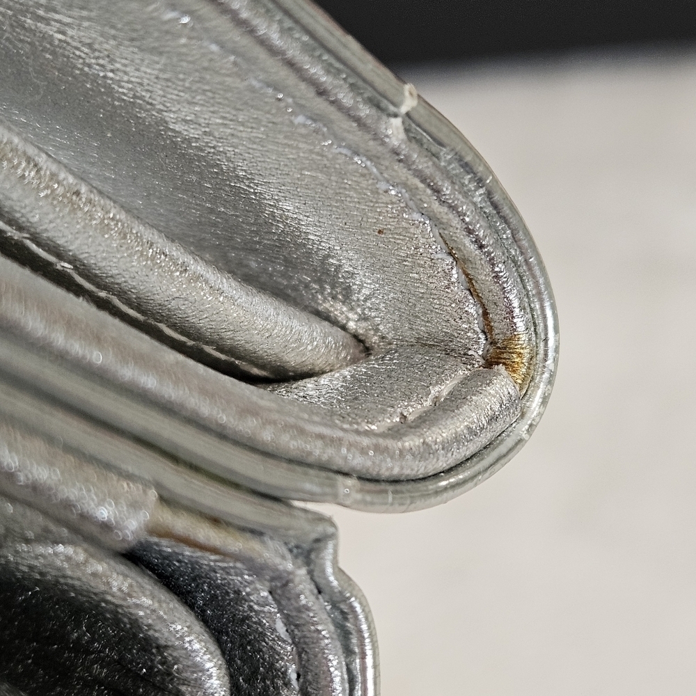Chanel Vintage precious symbols Compact Silver Quilted Wallet - Picture 6 of 16